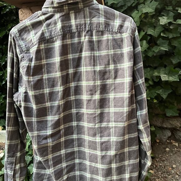 Abercrombie & Fitch Gray and Green Plaid Shirt - Picture 4 of 6